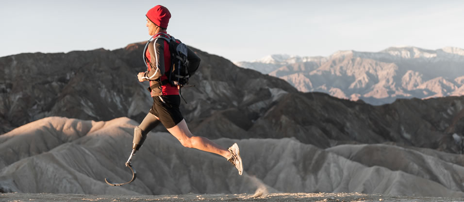 inspirational runner with posthesis